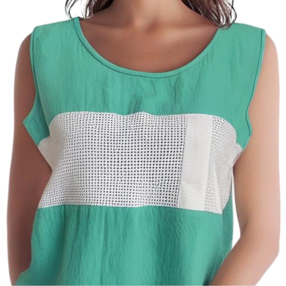 Vintage Circa 1980s/90s Bright Turquoise & White 3 piece tracksuit - Picture 2 of 15